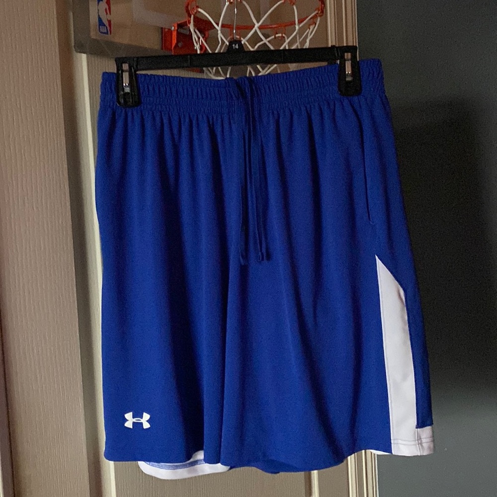Under Armour Men’s Loose Mesh Basketball Shorts
